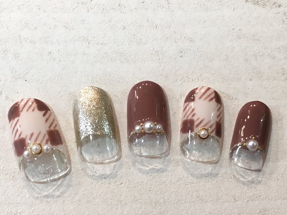 冬チェックネイル